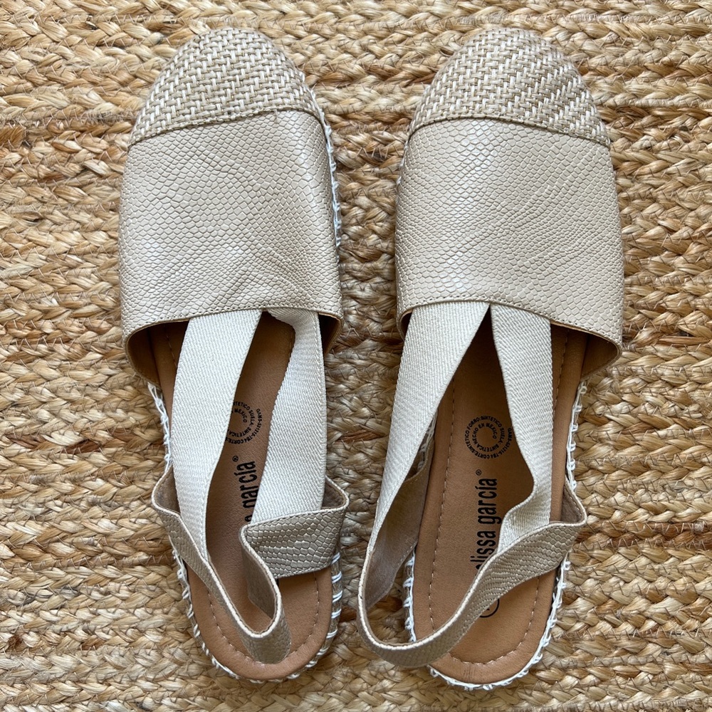 New off white neutral espadrilles cream woven slip on summer sandal flats 9 9.5